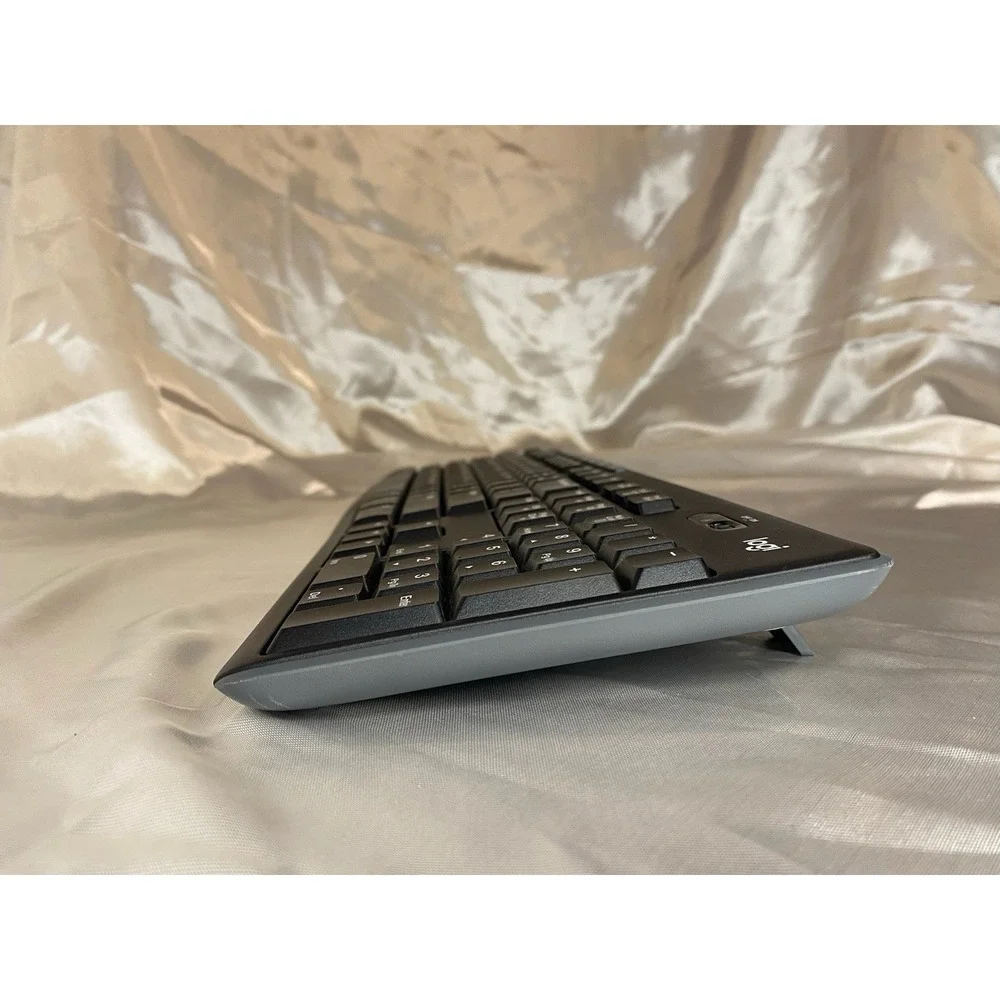 Logitech K270 Wireless Keyboard Untested FOR PARTS- No USB Receiver